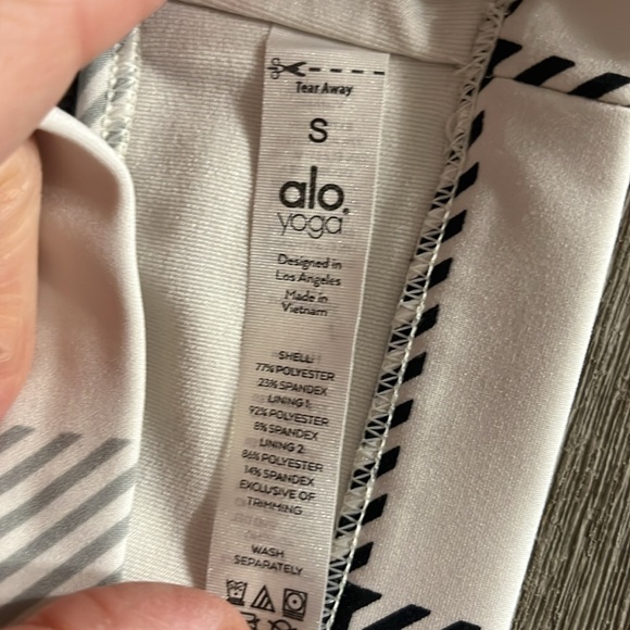 ALO bra top - Picture 3 of 3